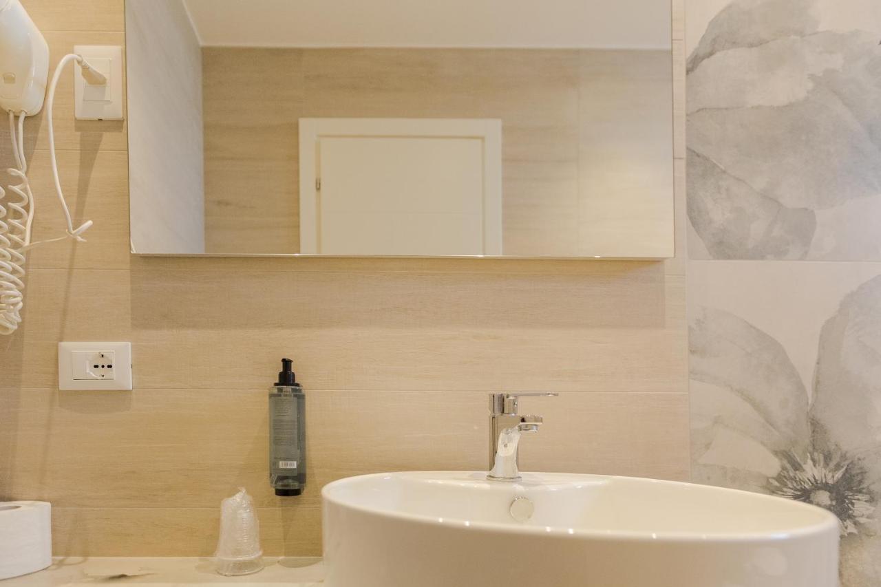 Hotel Altamarea 미사노아드리아티코 외부 사진