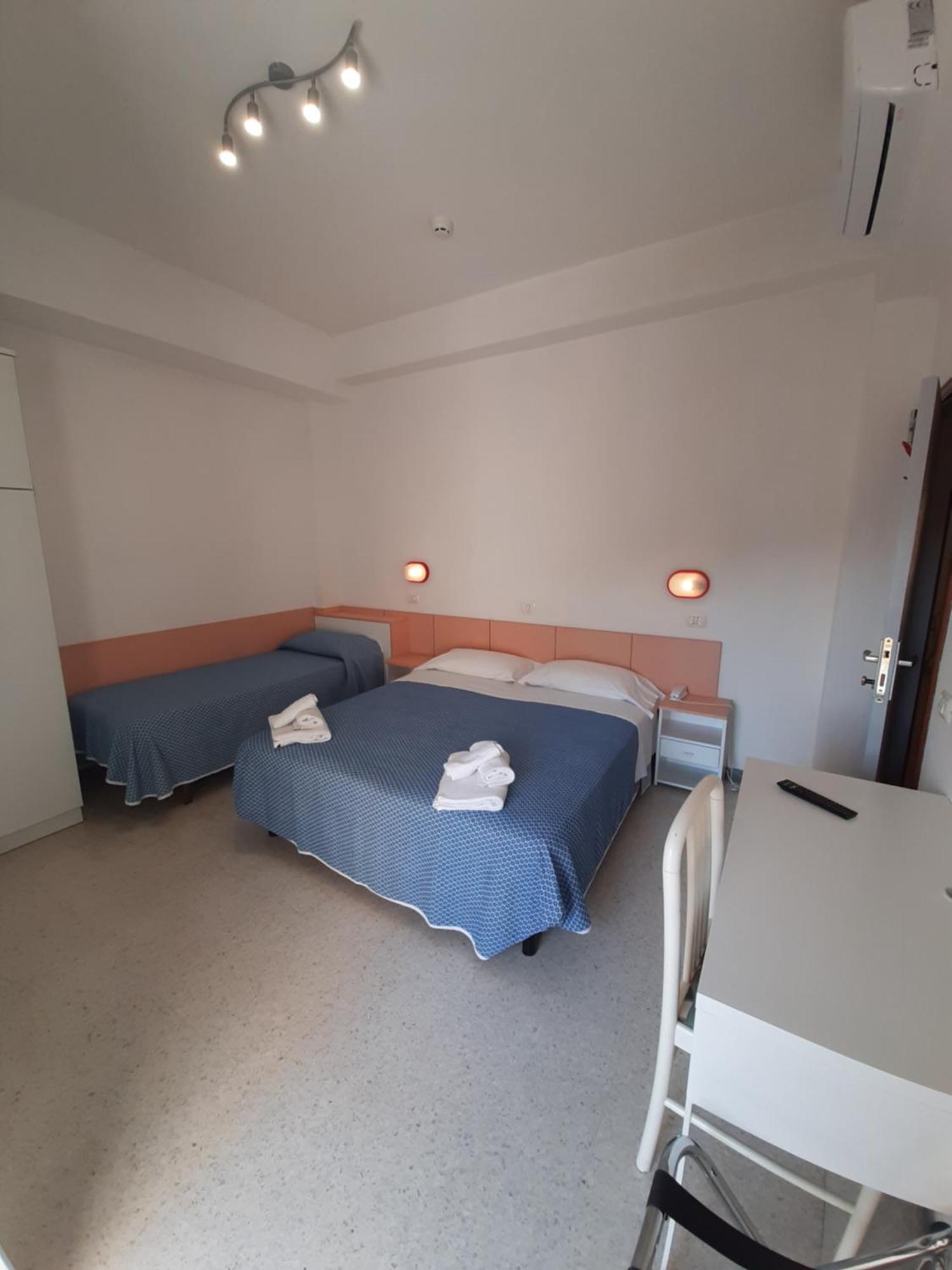 Hotel Altamarea 미사노아드리아티코 외부 사진
