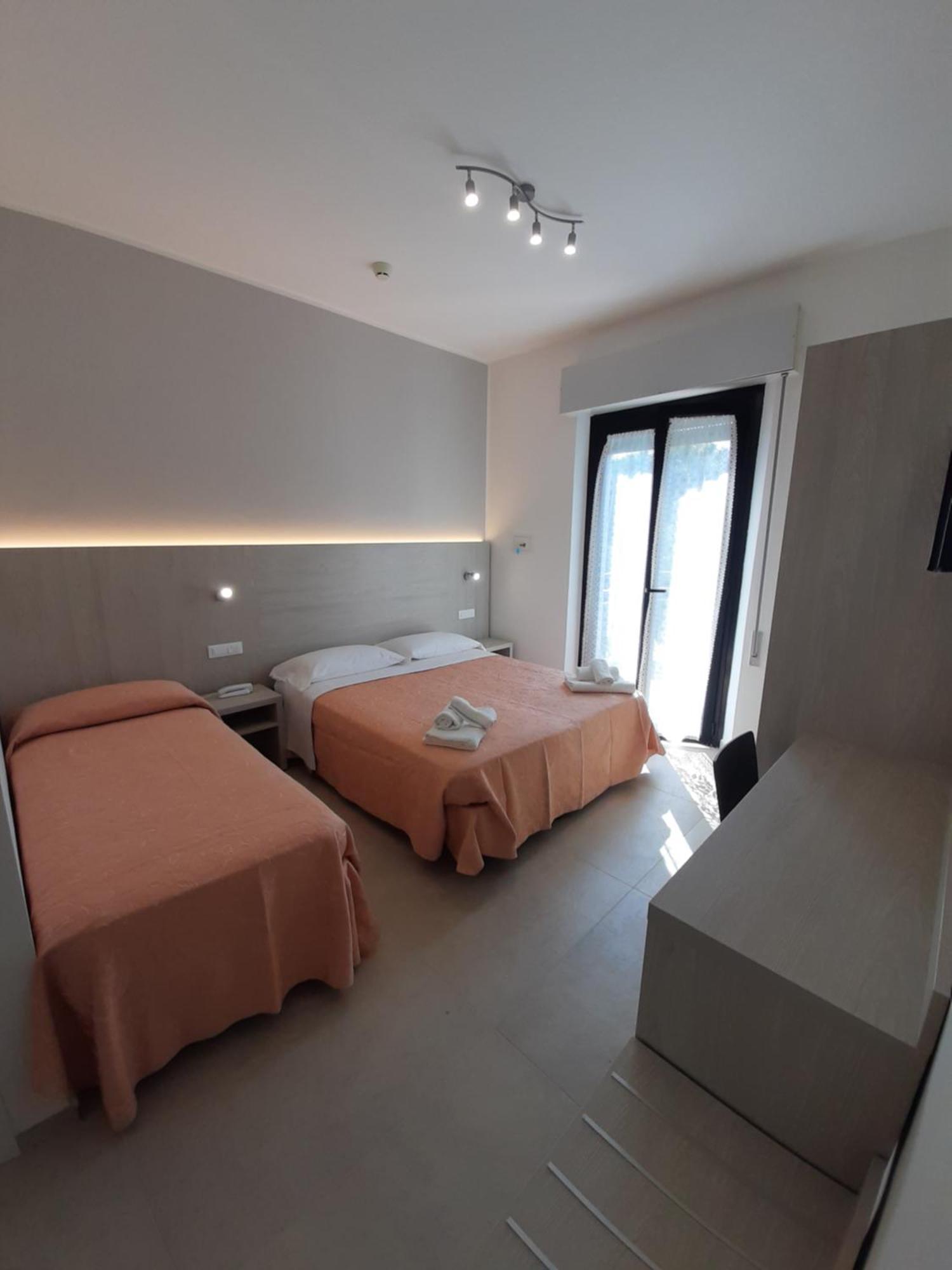 Hotel Altamarea 미사노아드리아티코 외부 사진