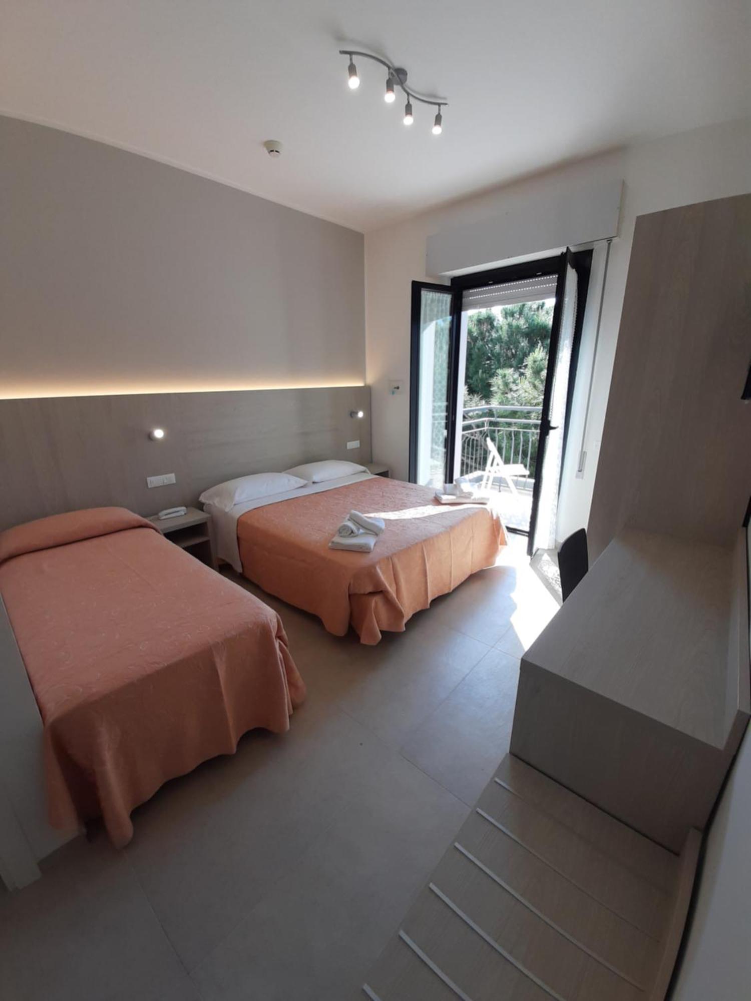 Hotel Altamarea 미사노아드리아티코 외부 사진