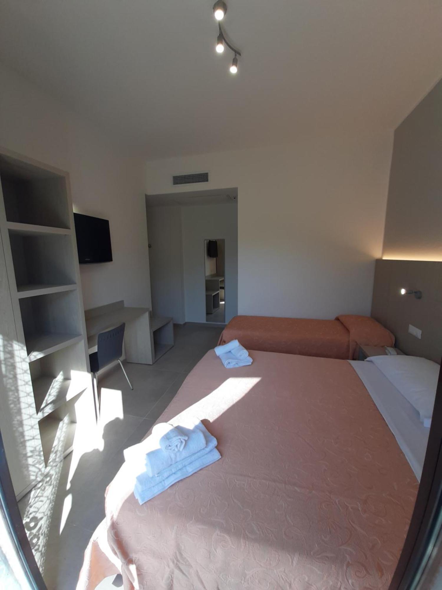 Hotel Altamarea 미사노아드리아티코 외부 사진